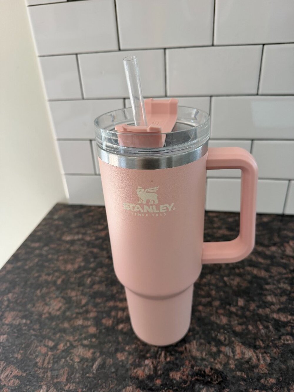 Light Pink Stanley the Quencher H2.0 Flowstate™ 40-Ounce Tumbler
